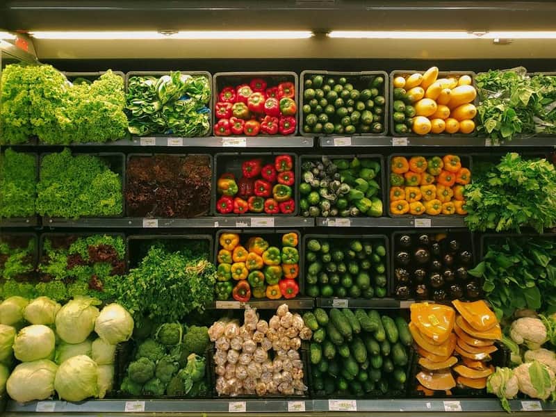 Custom Organic Box Delivery vs Montreal Supermarkets: The Real Cost & Quality Comparison